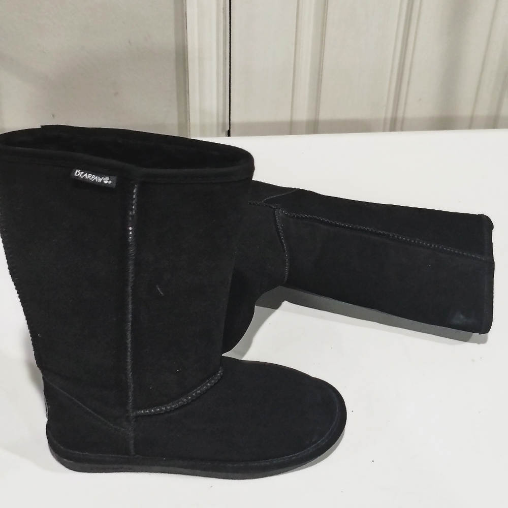 Bear paw "Emma" Tall Suede Upper Sheep Skin/ Wool Inner Women's Boots 8
